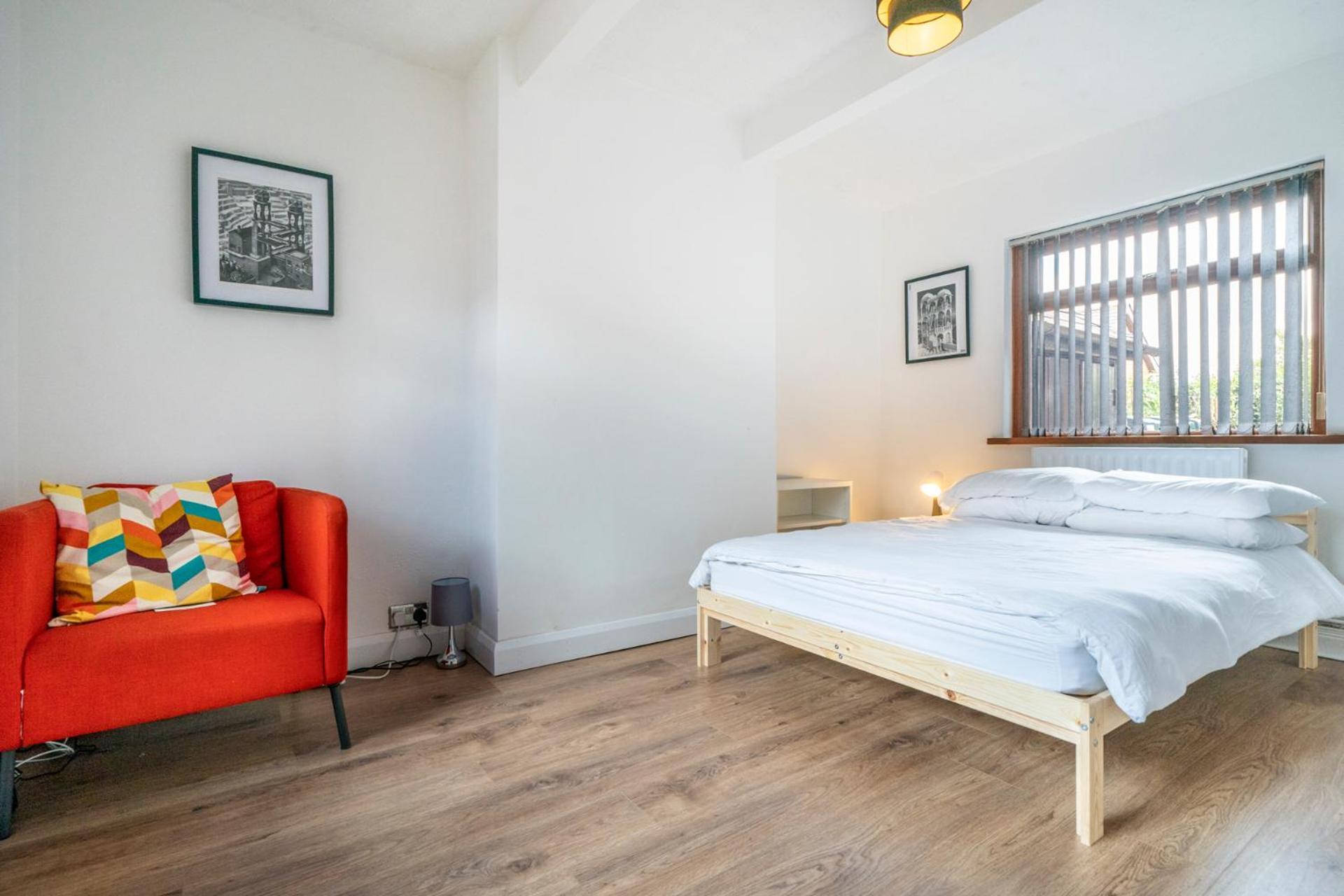 Modern 3 Bedroom House Close To Ferry And City Centre Белфаст Екстериор снимка